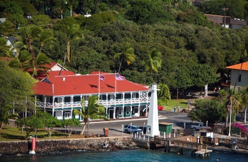 Historic Lahaina Front Street Hotel | Best Western Pioneer Inn