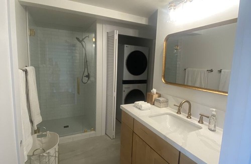 Mission Hills Apartment | Canyon View in peaceful Mission Hills