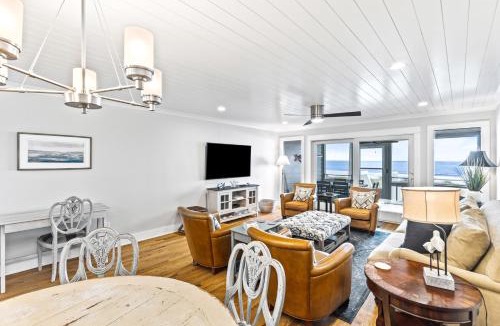 Isle of Palms Apartment | Beach Club Villa 32 - Newly Renovated! Direct Oceanfront