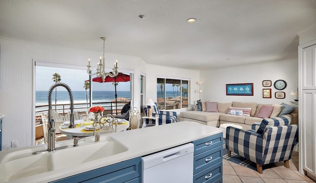 Panoramic Ocean View White Sandy Beaches Community Jacuzzi