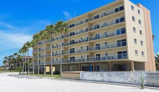 Beachcomber unit 303