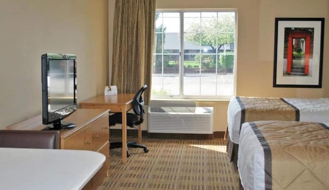 2 Full Beds | Mobil Access Tub Nsmk Kitchen