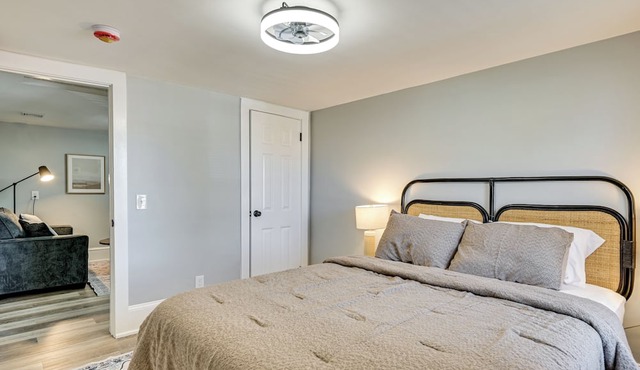 2 Mi to Uptown: Centrally Located Kingston Apt!